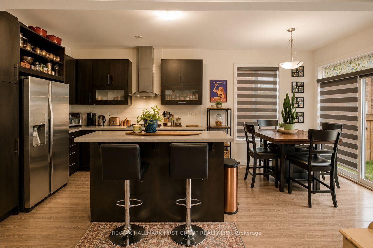 142 Vanier Street photo 11