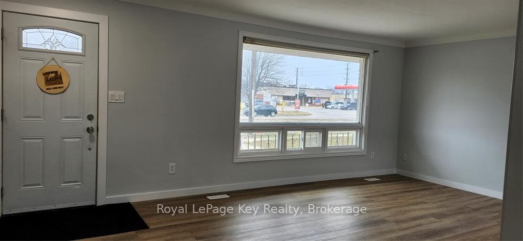 778 Indian Road photo 5