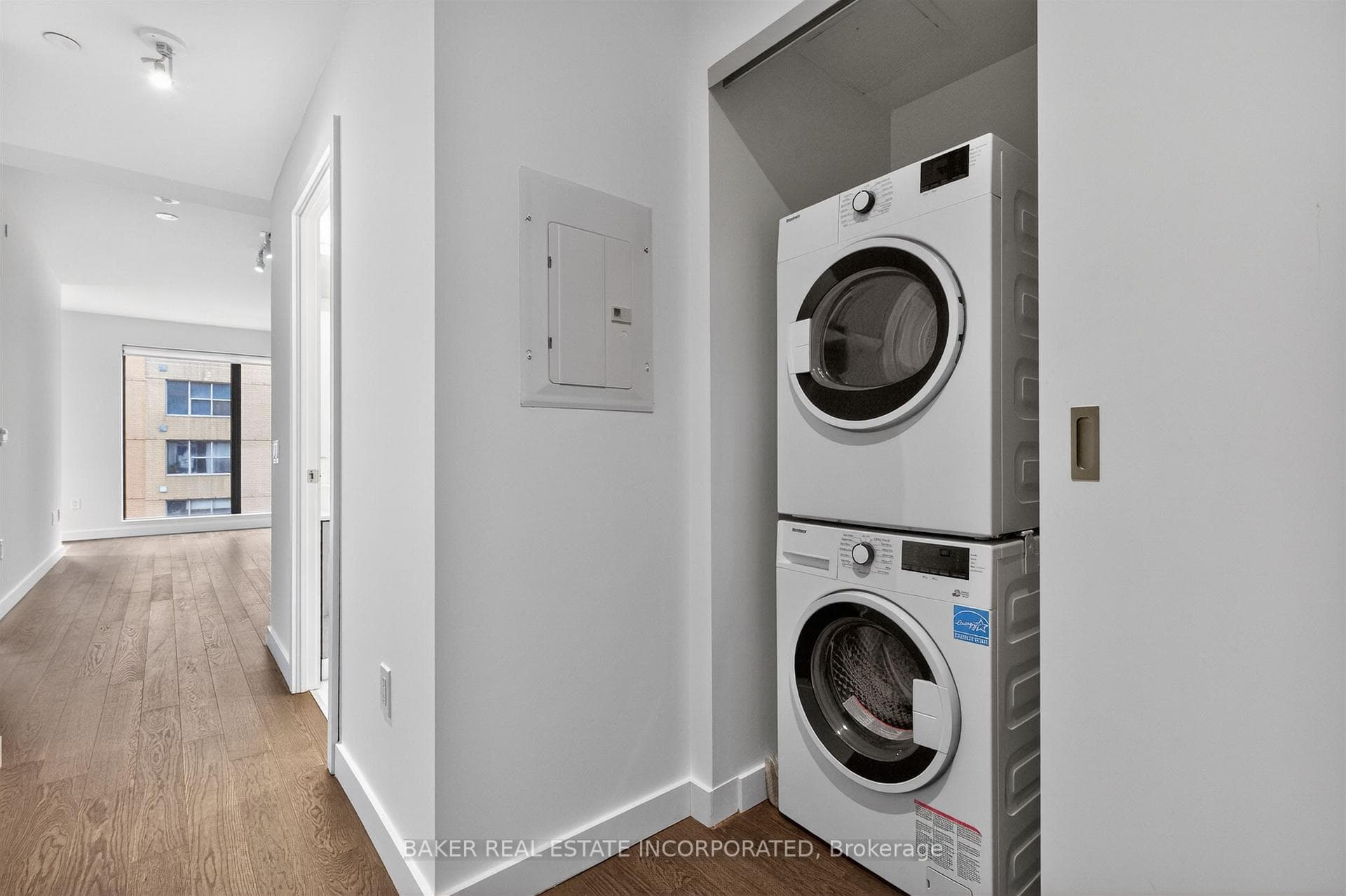 Unit 414 - Laundry
