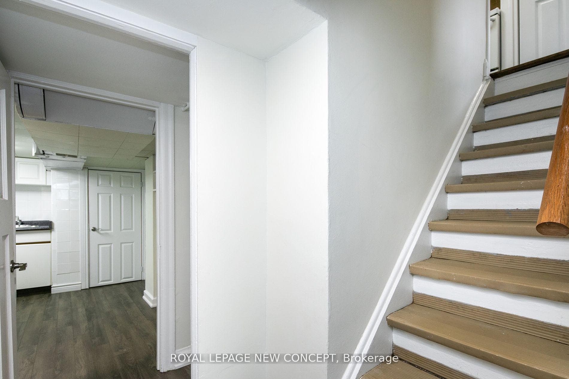 1112 Greenwood Avenue photo 18