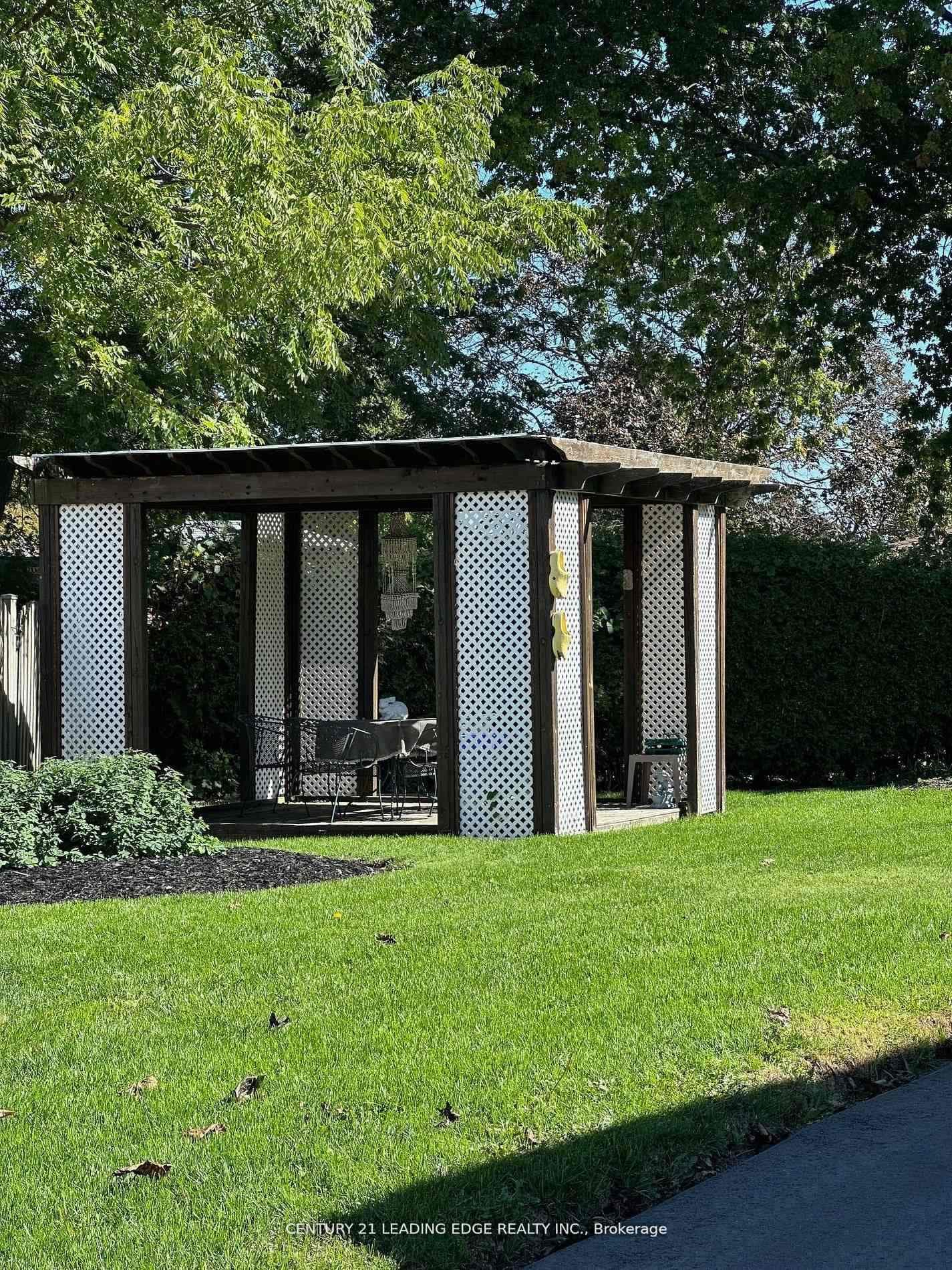 529 Carman Court photo 39