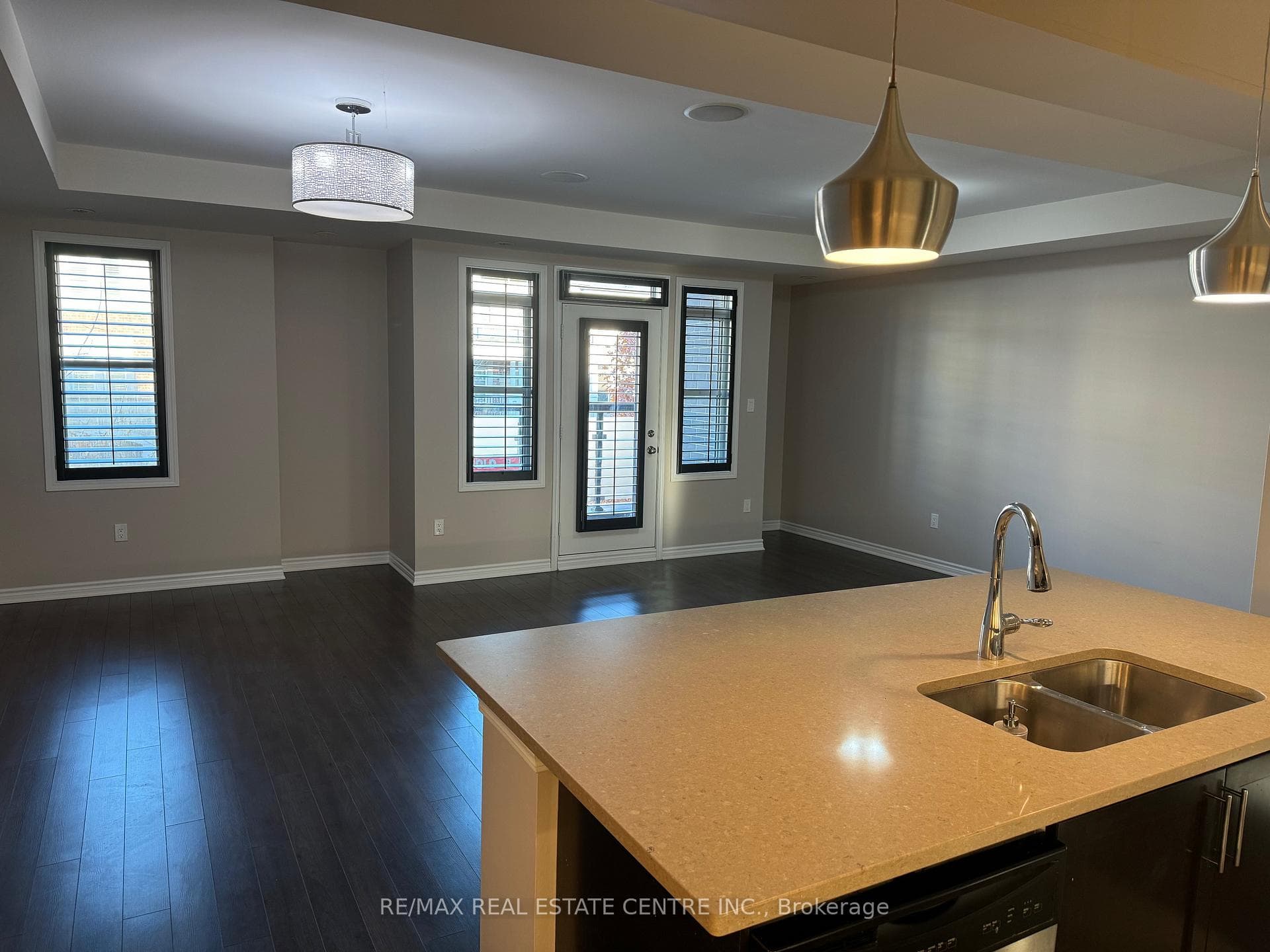 3058 Preserve Drive photo 3