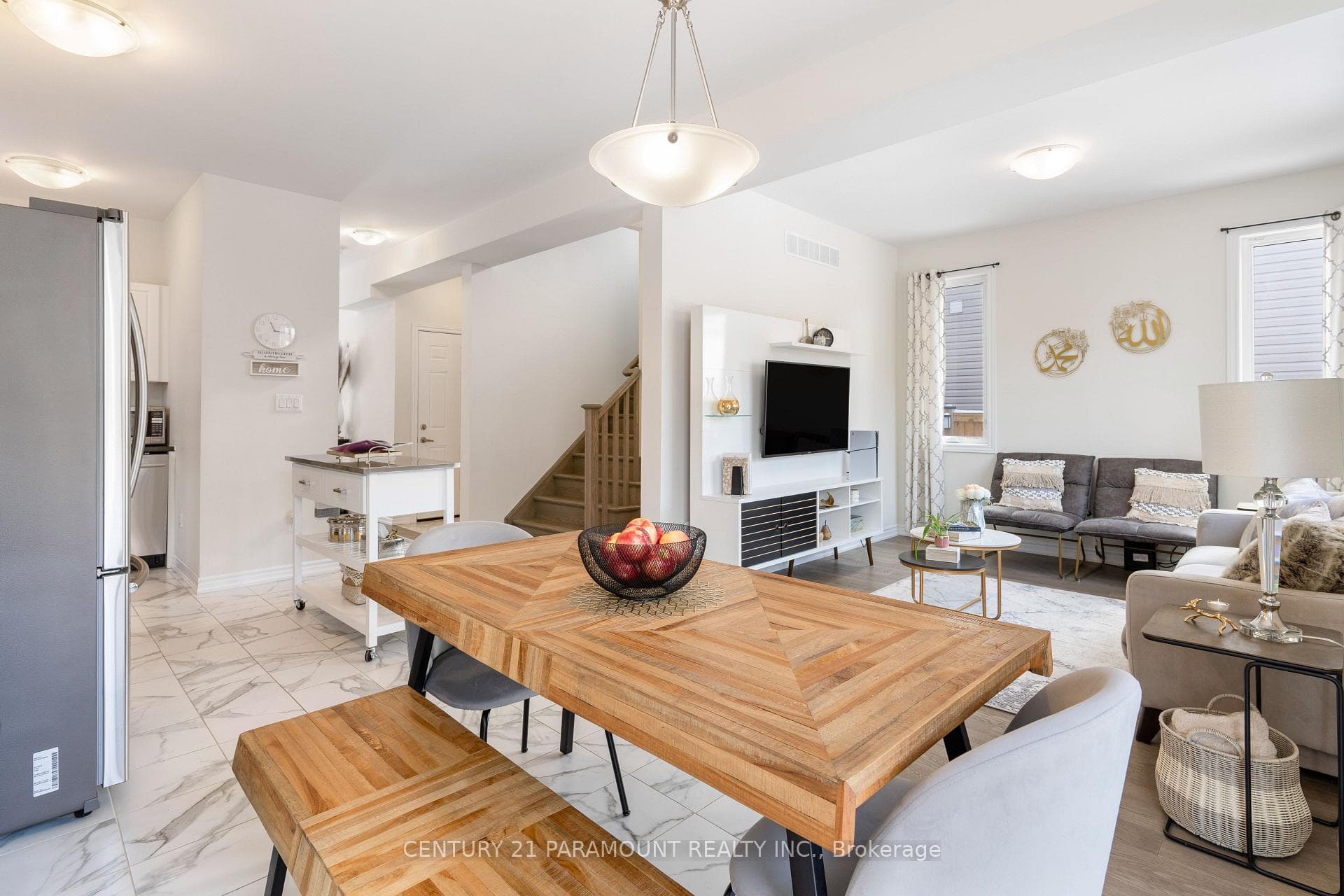 34 Woodbine Avenue photo 14