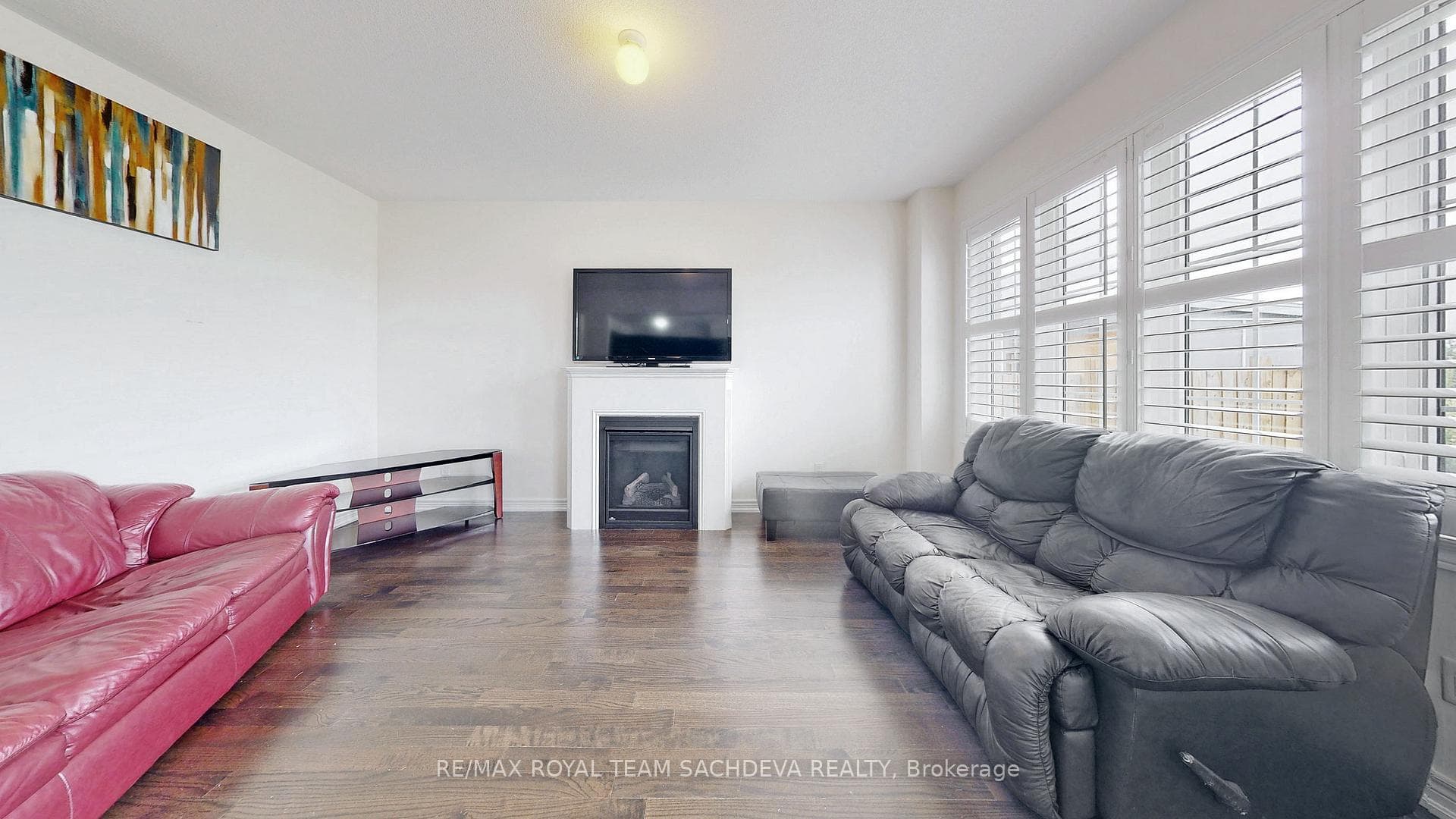 95 Fred Jackman Avenue photo 3