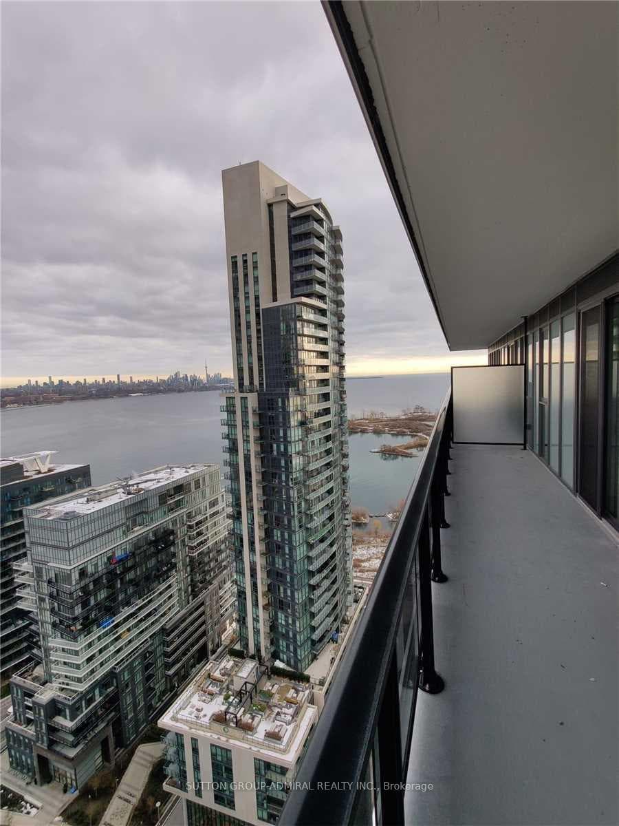 70 Annie Craig Drive Unit 2103 photo 11