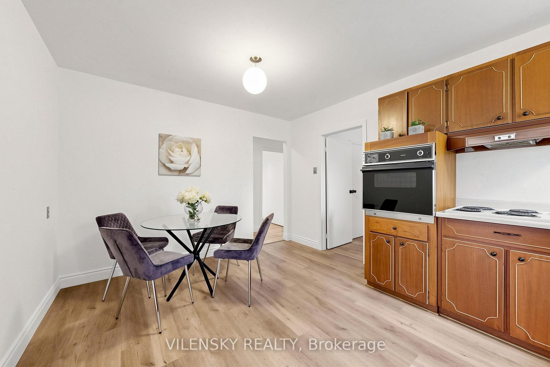 710 Kingfisher Drive photo 8