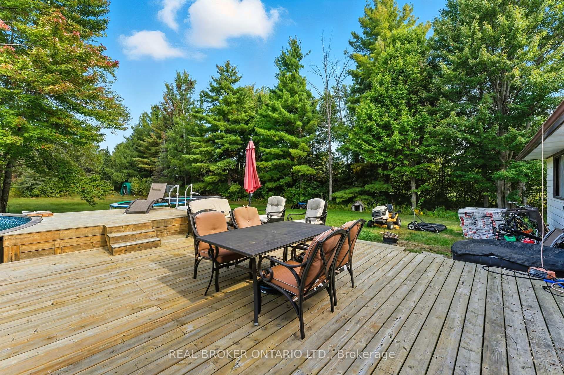 2627 Donnelly Drive photo 22