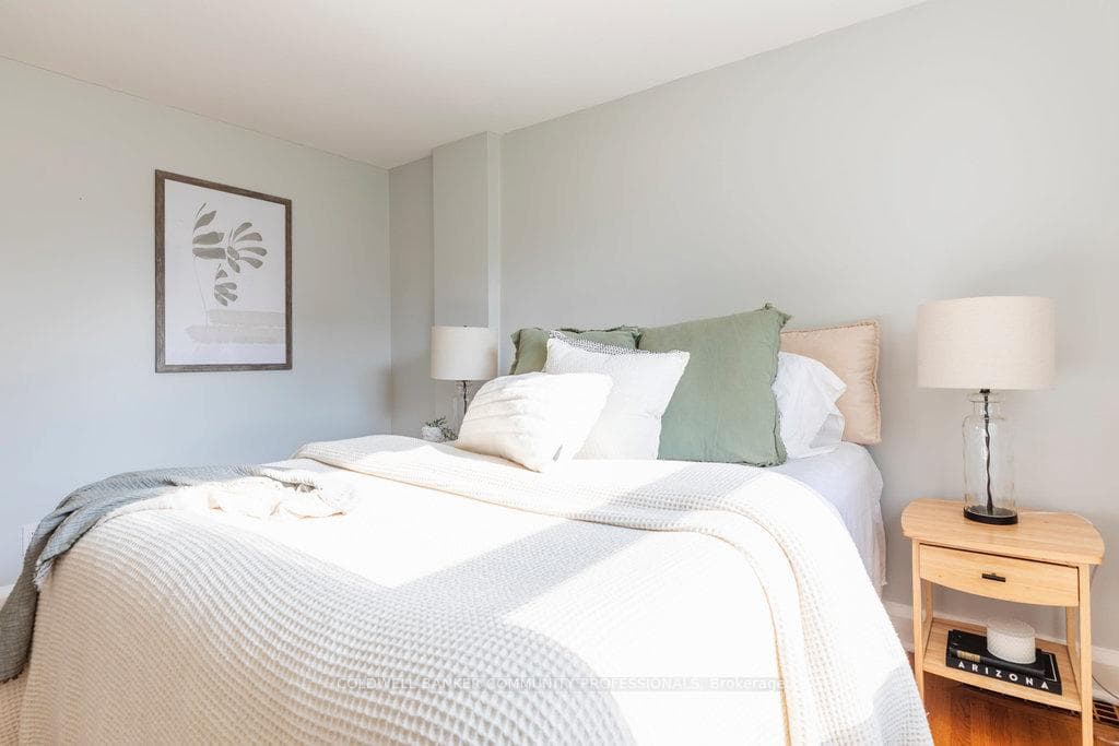17 Gilmour Place photo 22