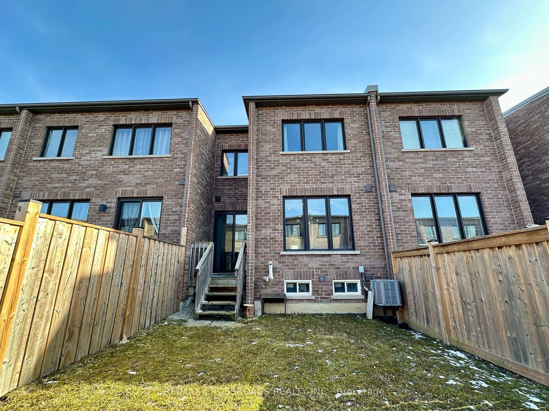 78 Dariole Drive photo 37