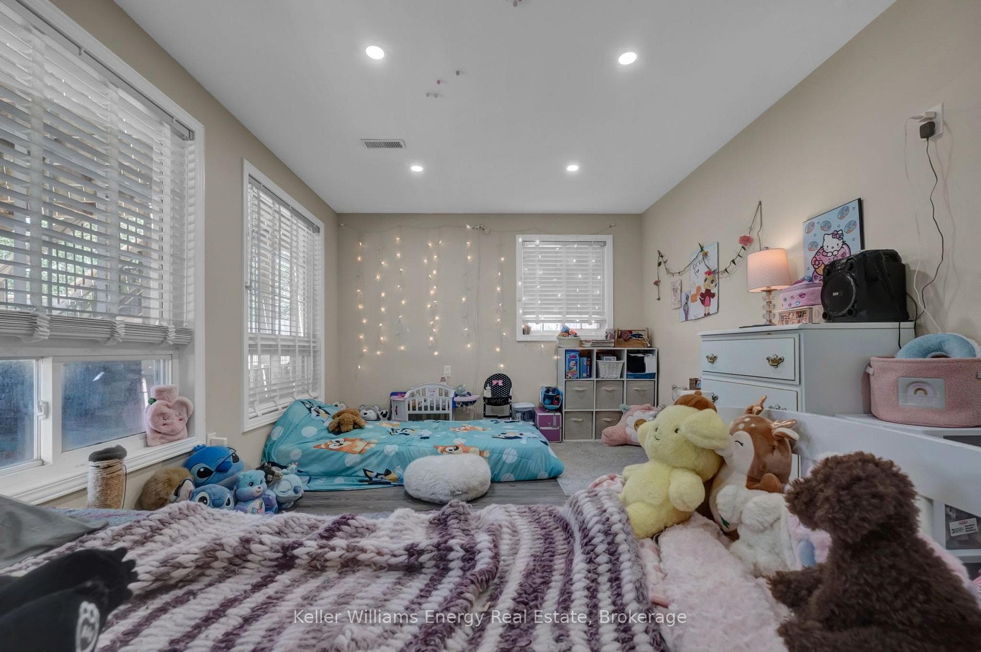 1502 Clearbrook Drive photo 45
