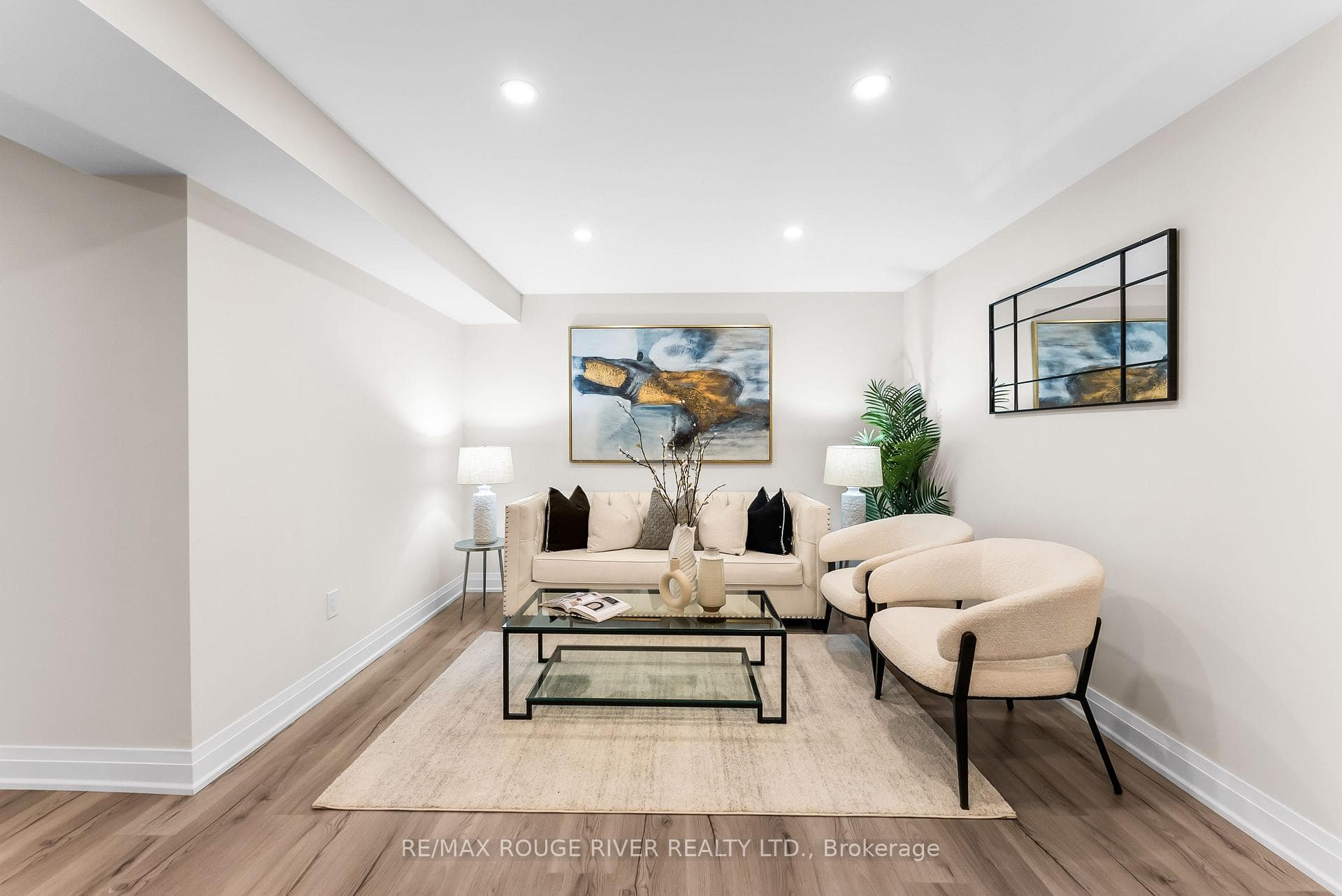 16 Aylesworth Avenue photo 24