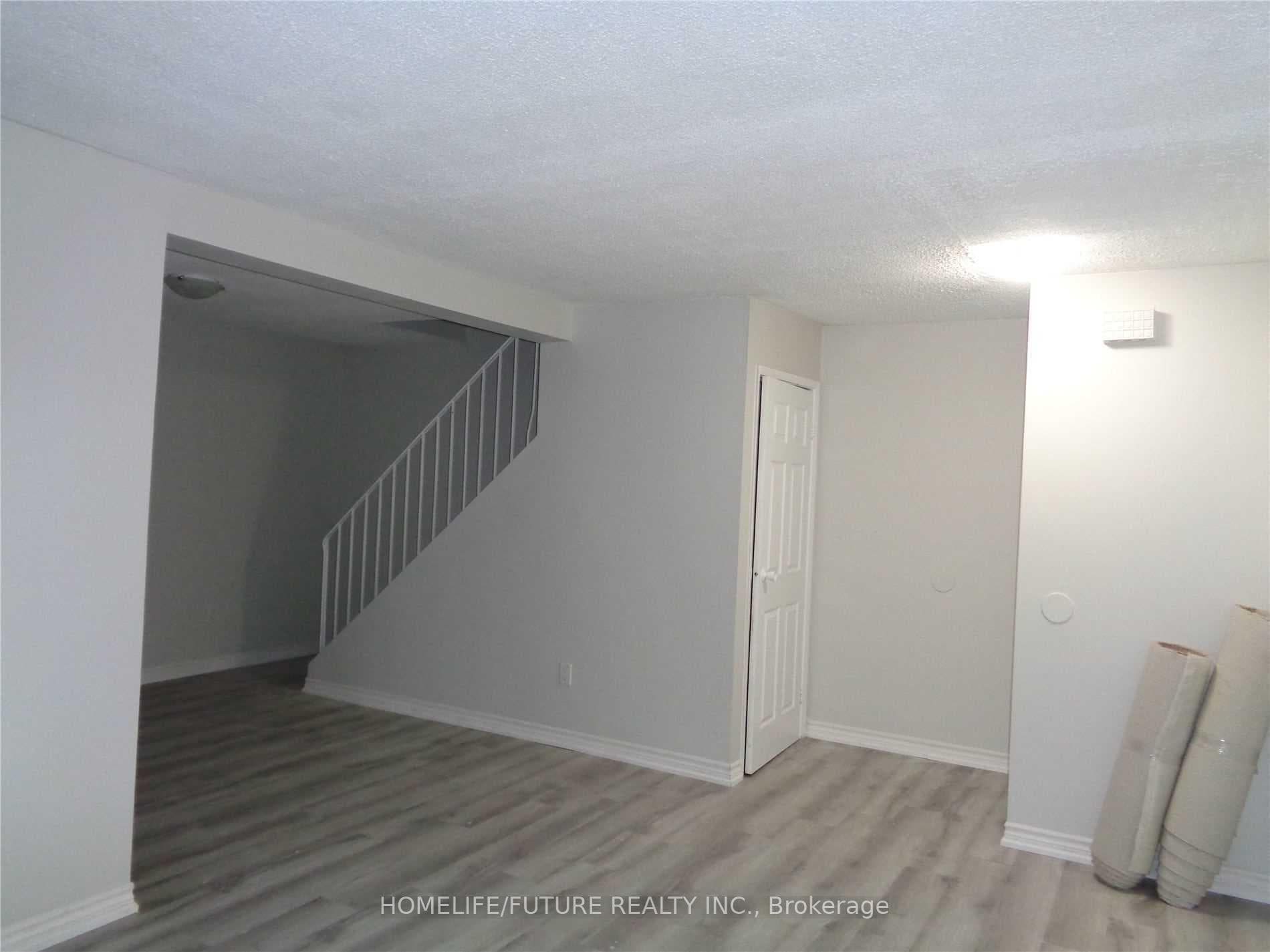 255 PORTER Street Unit 11 photo 3