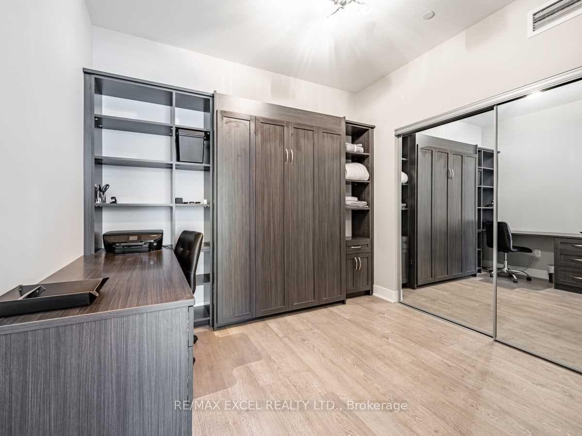 30 Roehampton Avenue Unit 619 photo 18