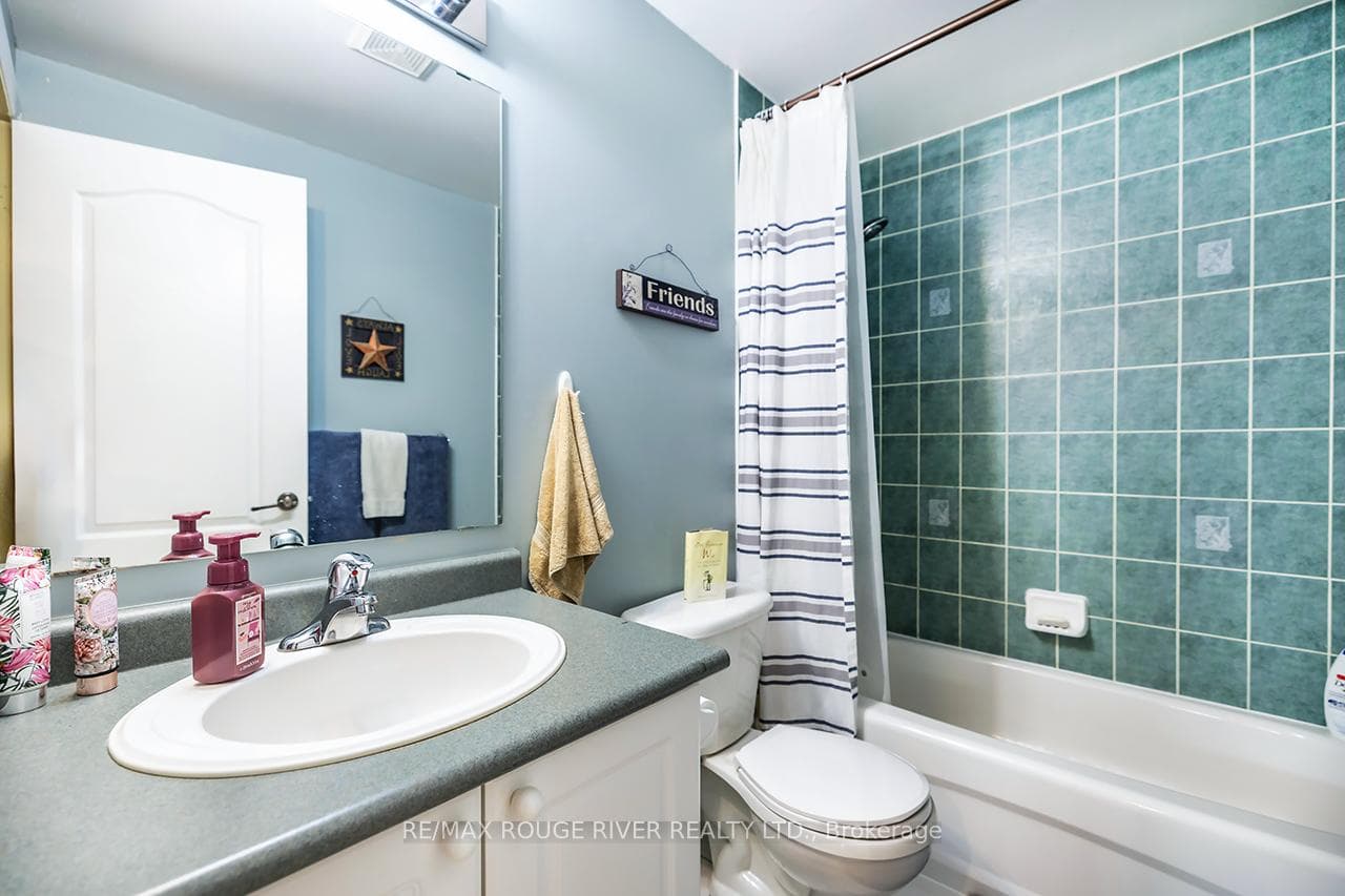 4 piece washroom lower level