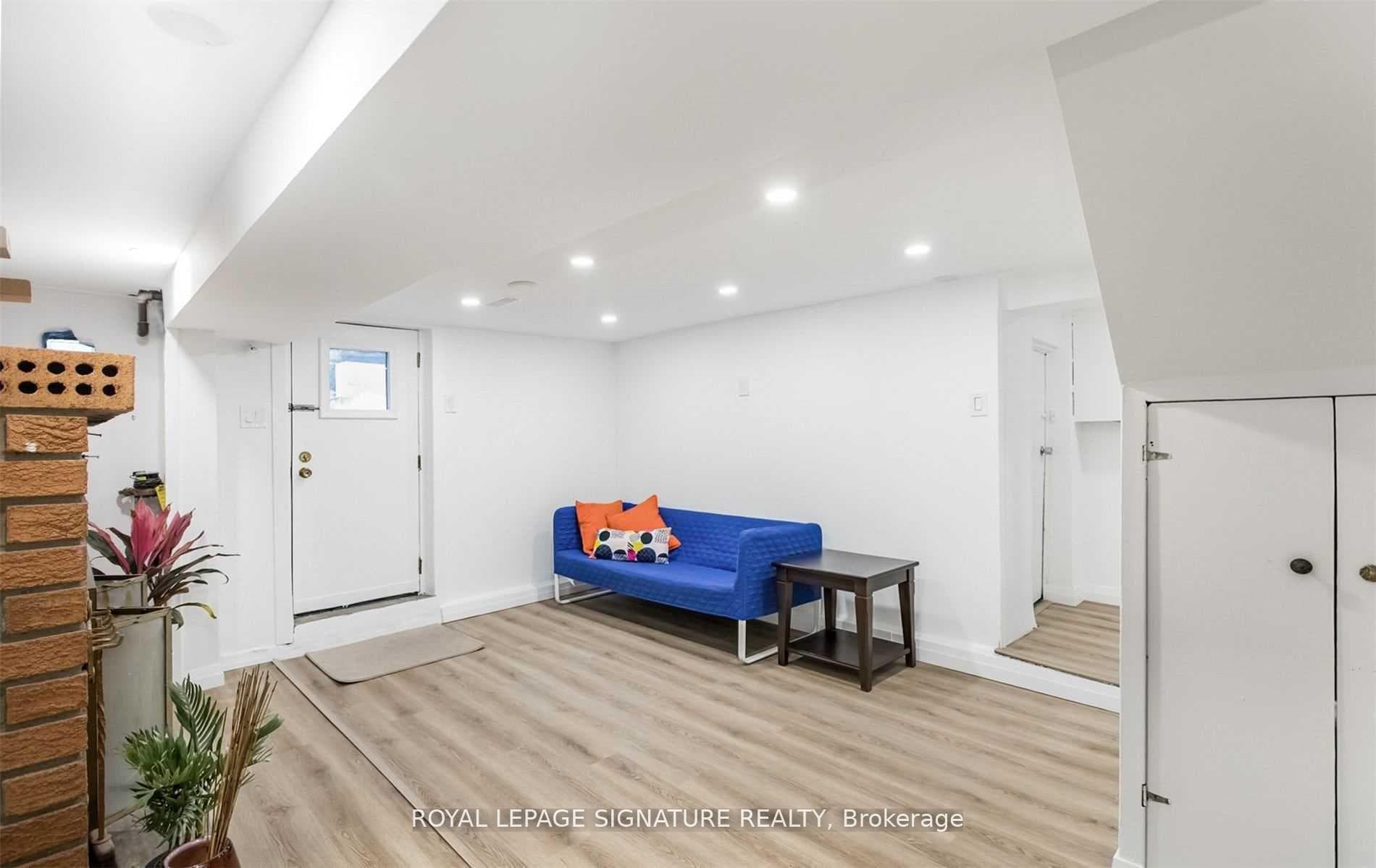 419 Crawford Street photo 18