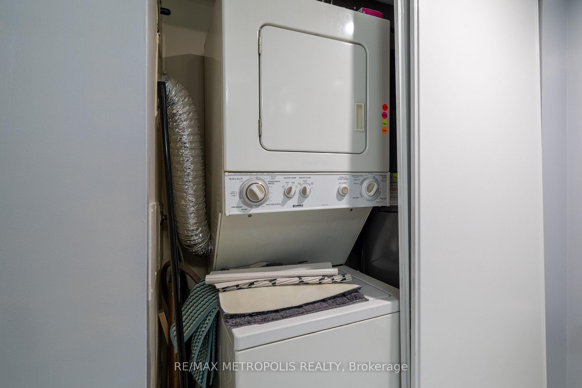 150 Alton Towers Circle Unit 201 photo 16