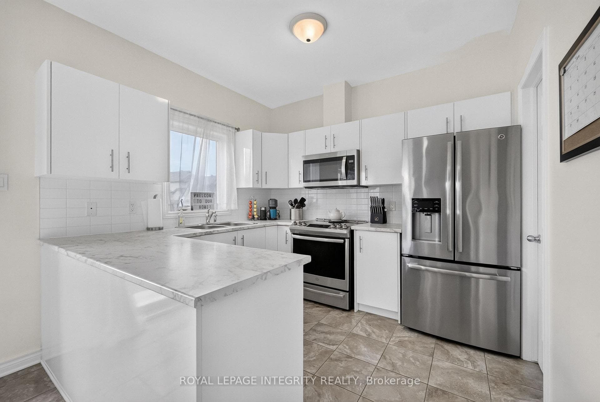 129 Dorina Sarazin Crescent photo 17