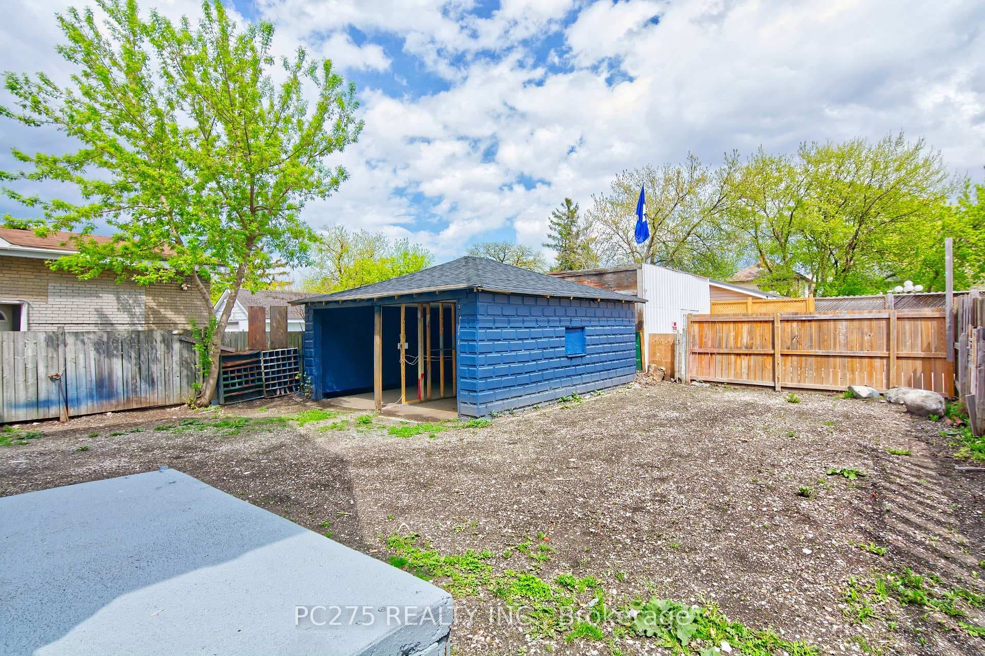 272 Vidal Street photo 31