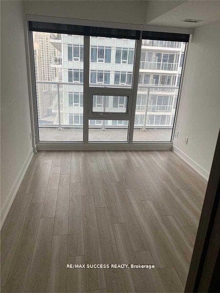 17 Bathurst Street Unit 2905 photo 9