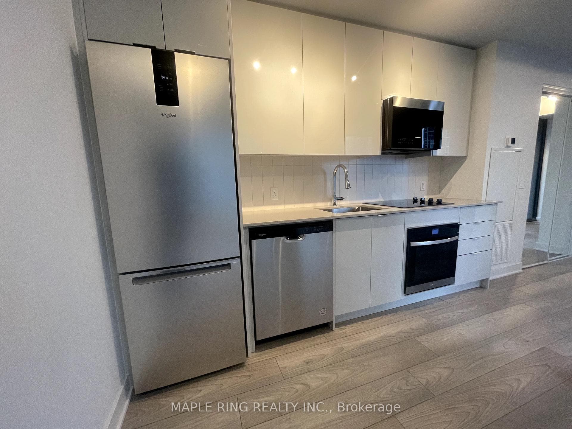 2920 Highway 7 Road Unit 1807 photo 7