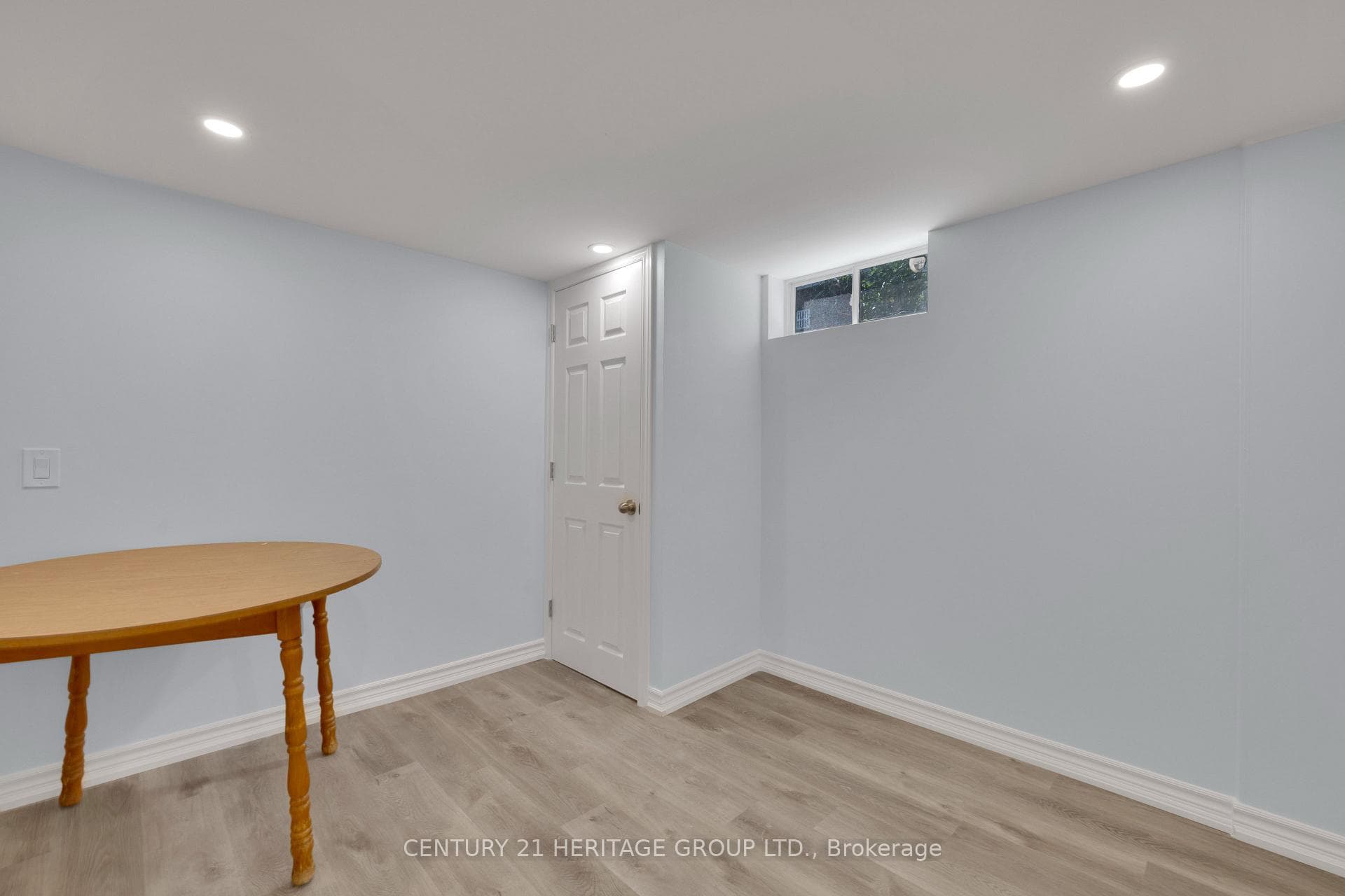 3768 Myrtle Avenue photo 22