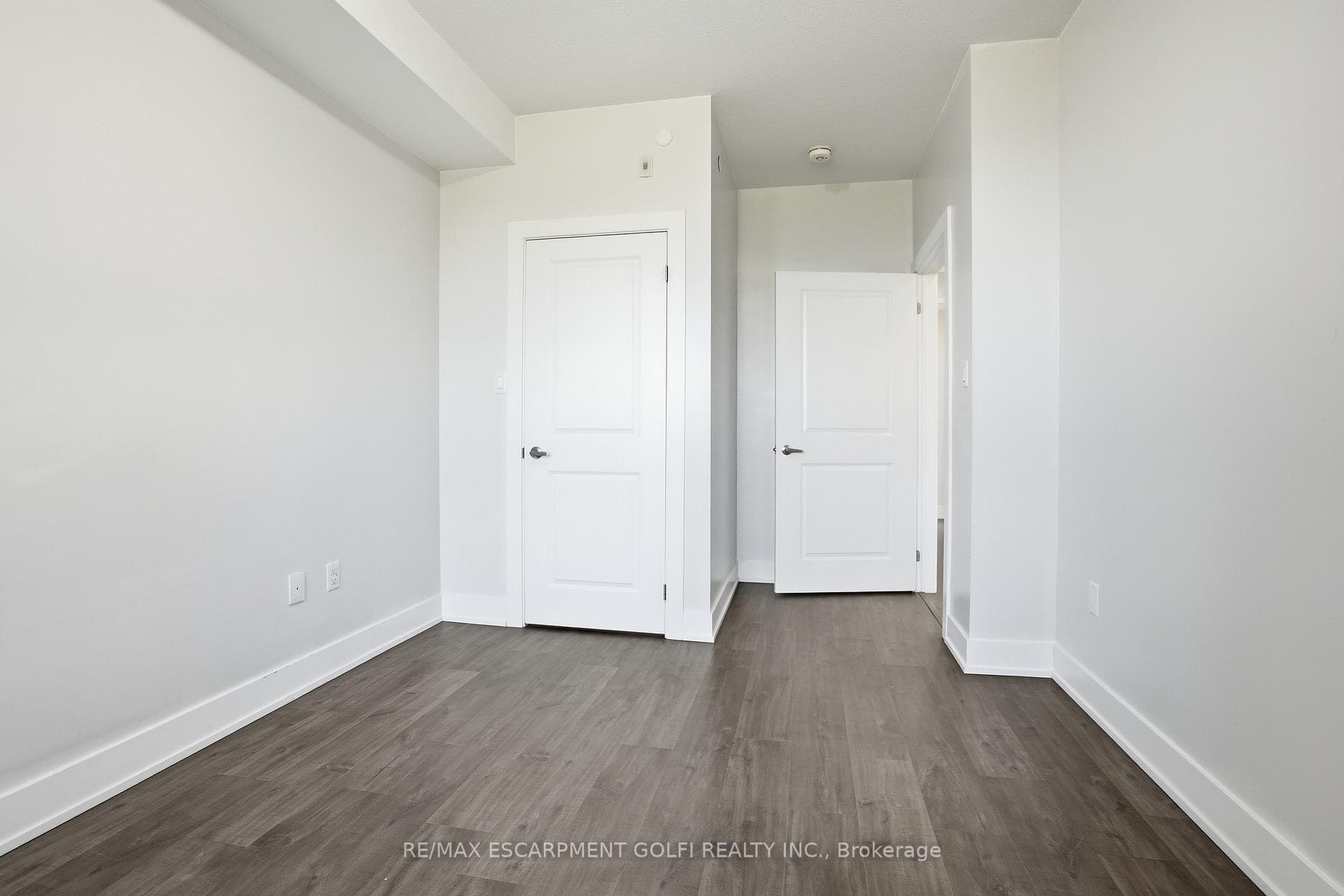 101 SHOREVIEW Place Unit 129 photo 14