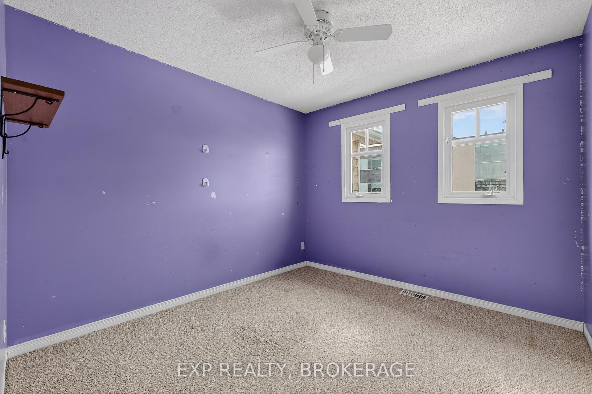 504 ST MARTHA Street photo 24