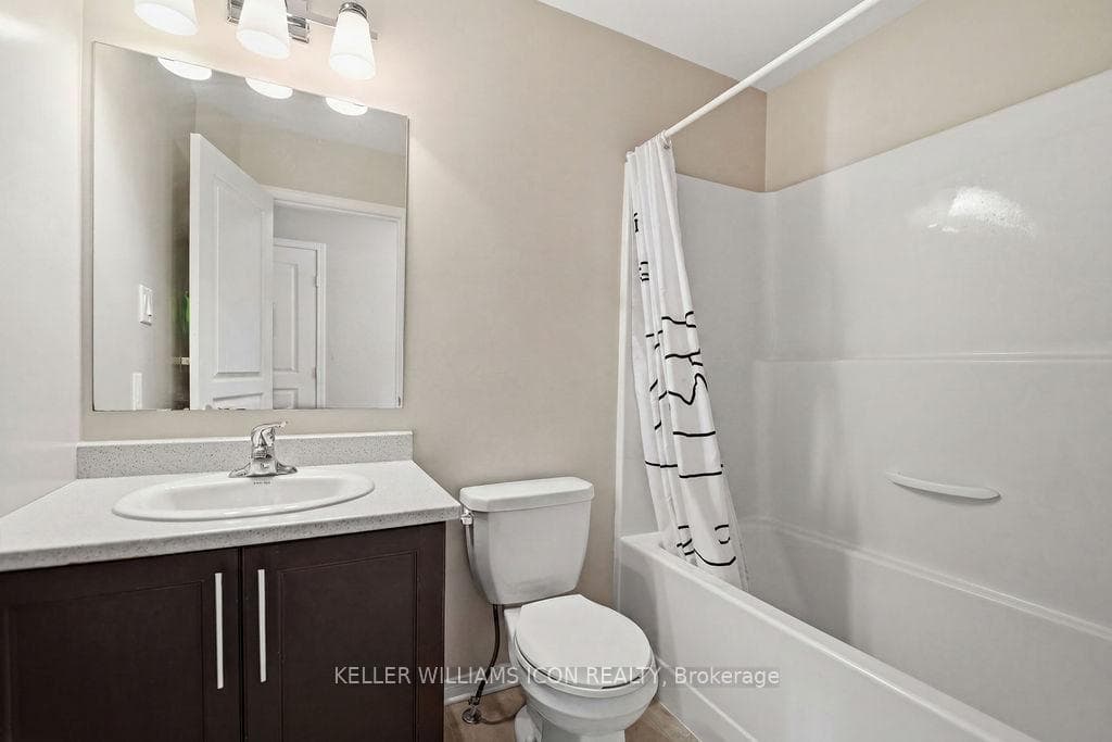 493 Ashbourne Crescent photo 29