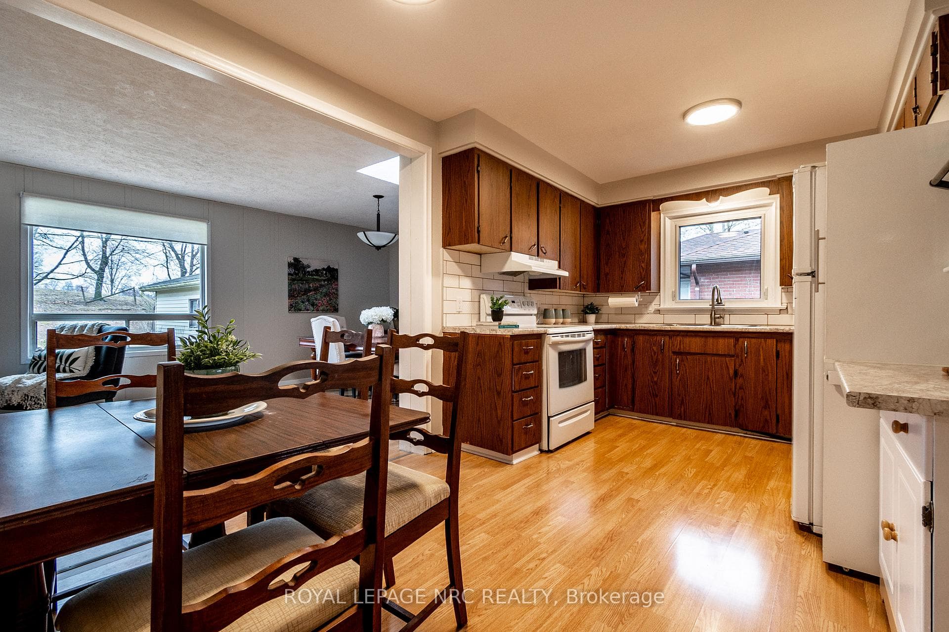 Eat in Kitchen