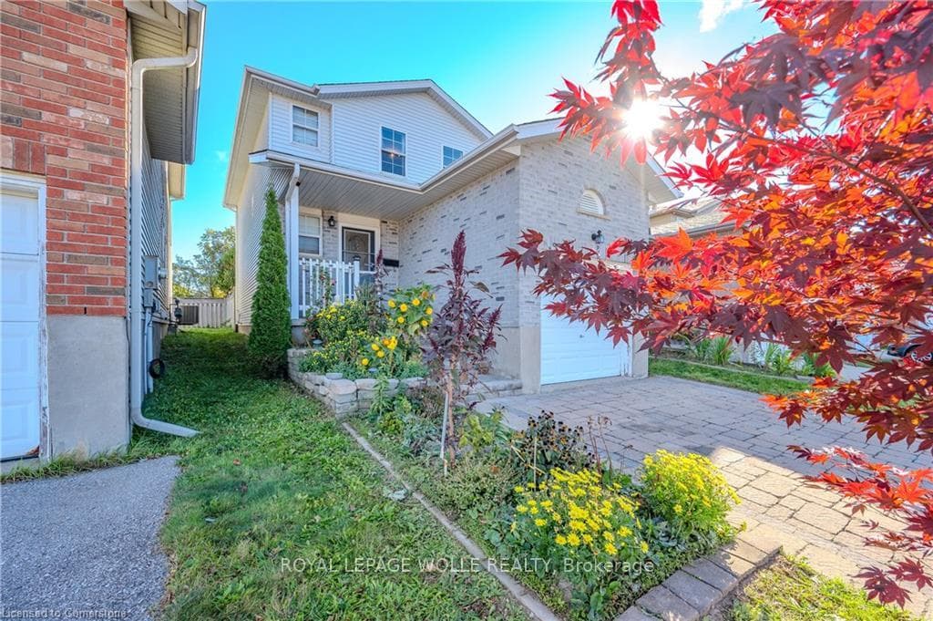 429 Erinbrook Drive photo 1