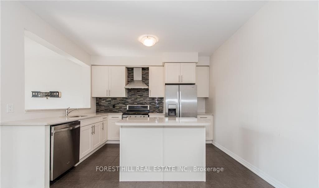 70 Hanson Crescent photo 7