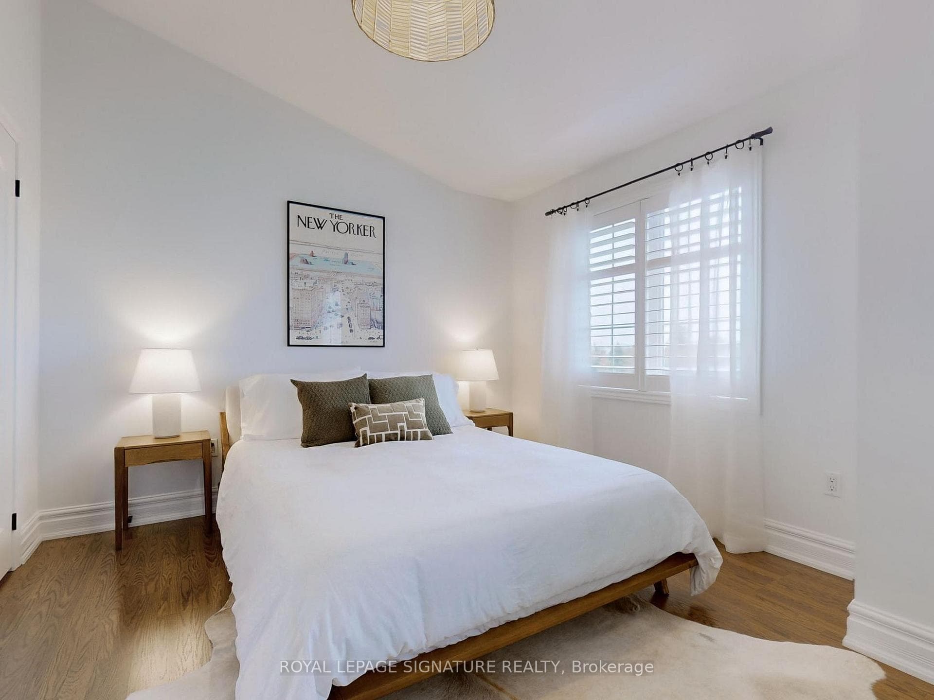 93 Piggott Mews photo 21