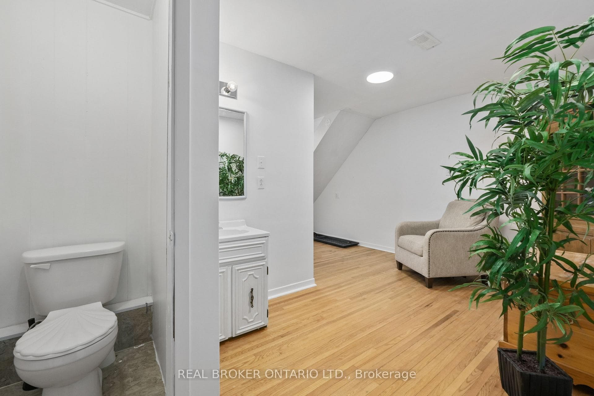 42 Concession Street photo 19