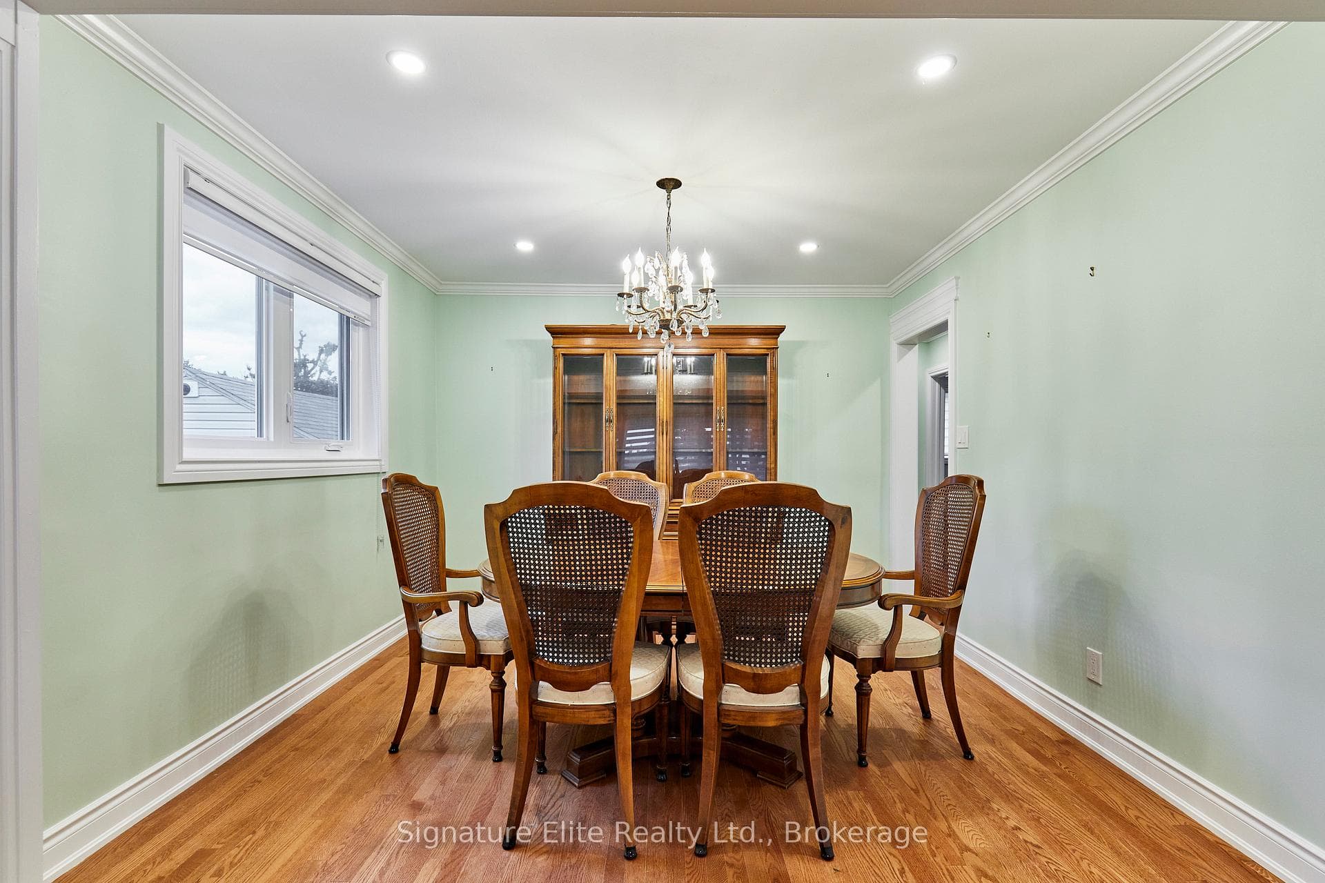 100A Kitchener Road Unit Upper photo 7