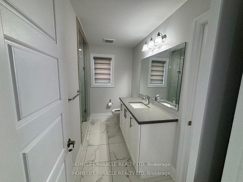 17 Rosewell Crescent photo 27