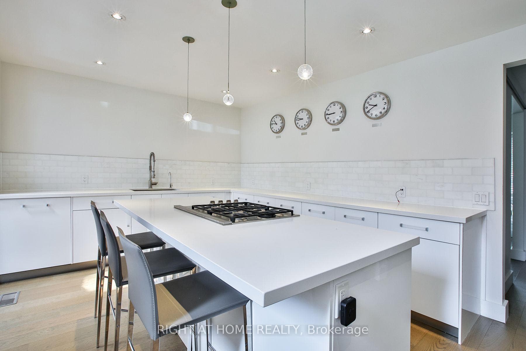 34 Scarcliff Gardens photo 14