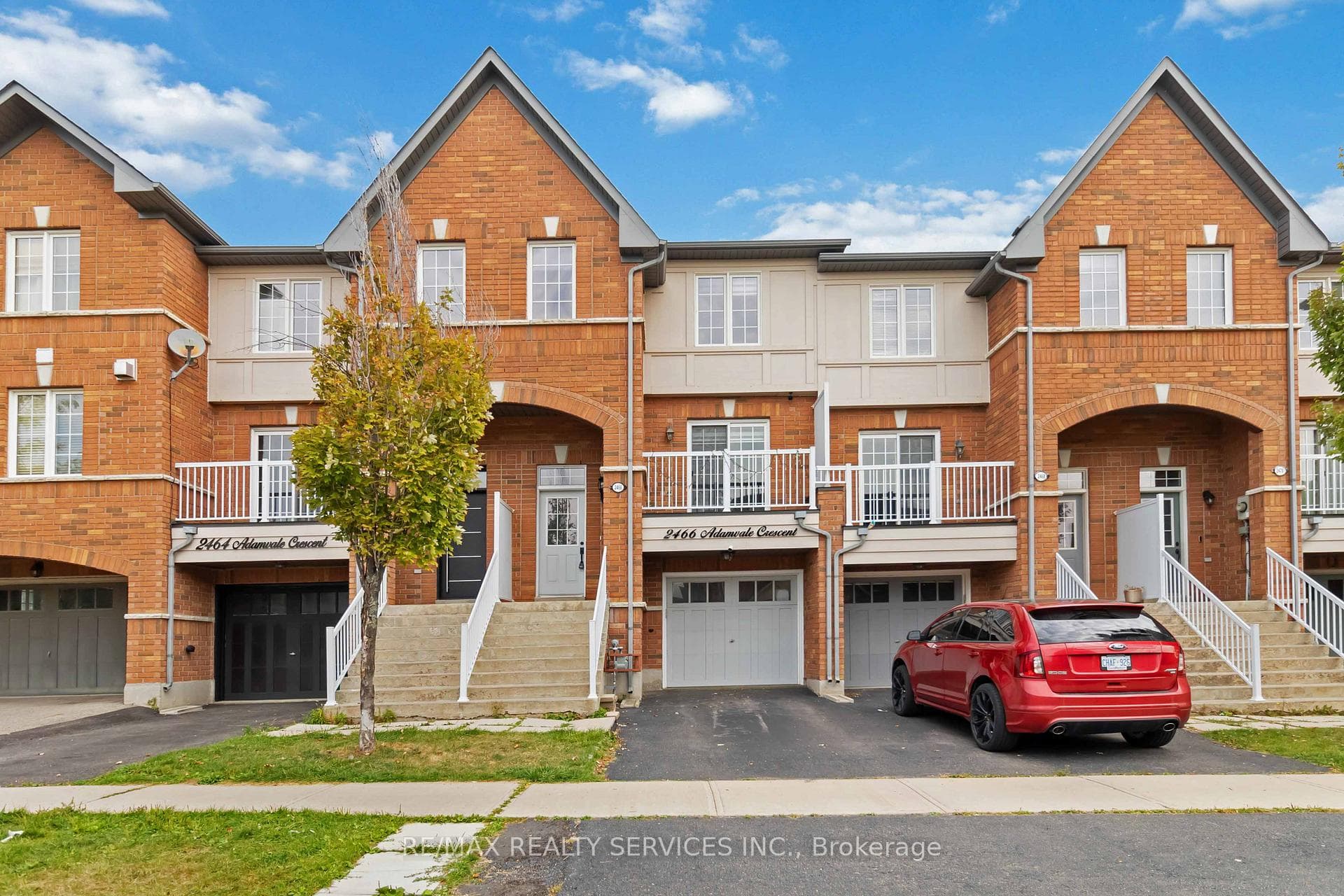 2466 Adamvale Crescent photo 1