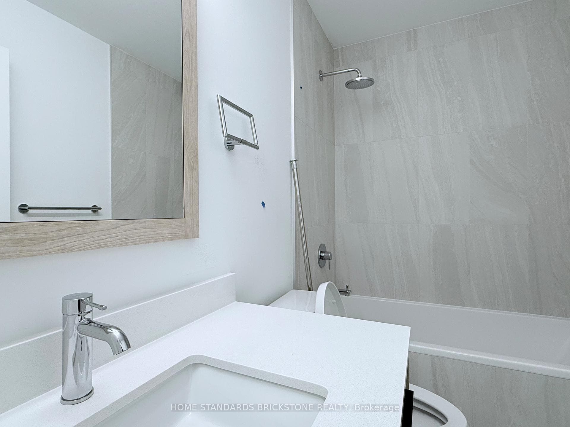 1007 The Queensway N/A Unit 1510 photo 10