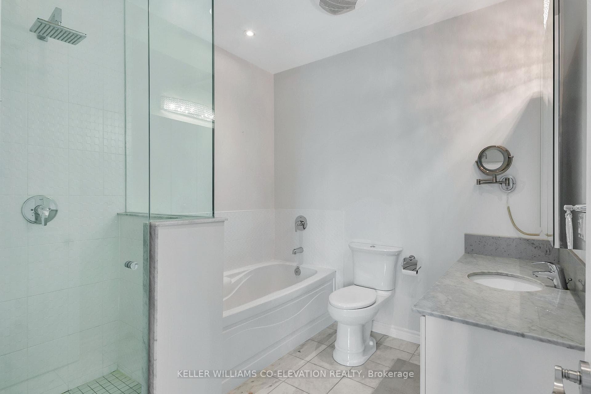 1135 Royal York Rd Road Unit 1406 photo 21