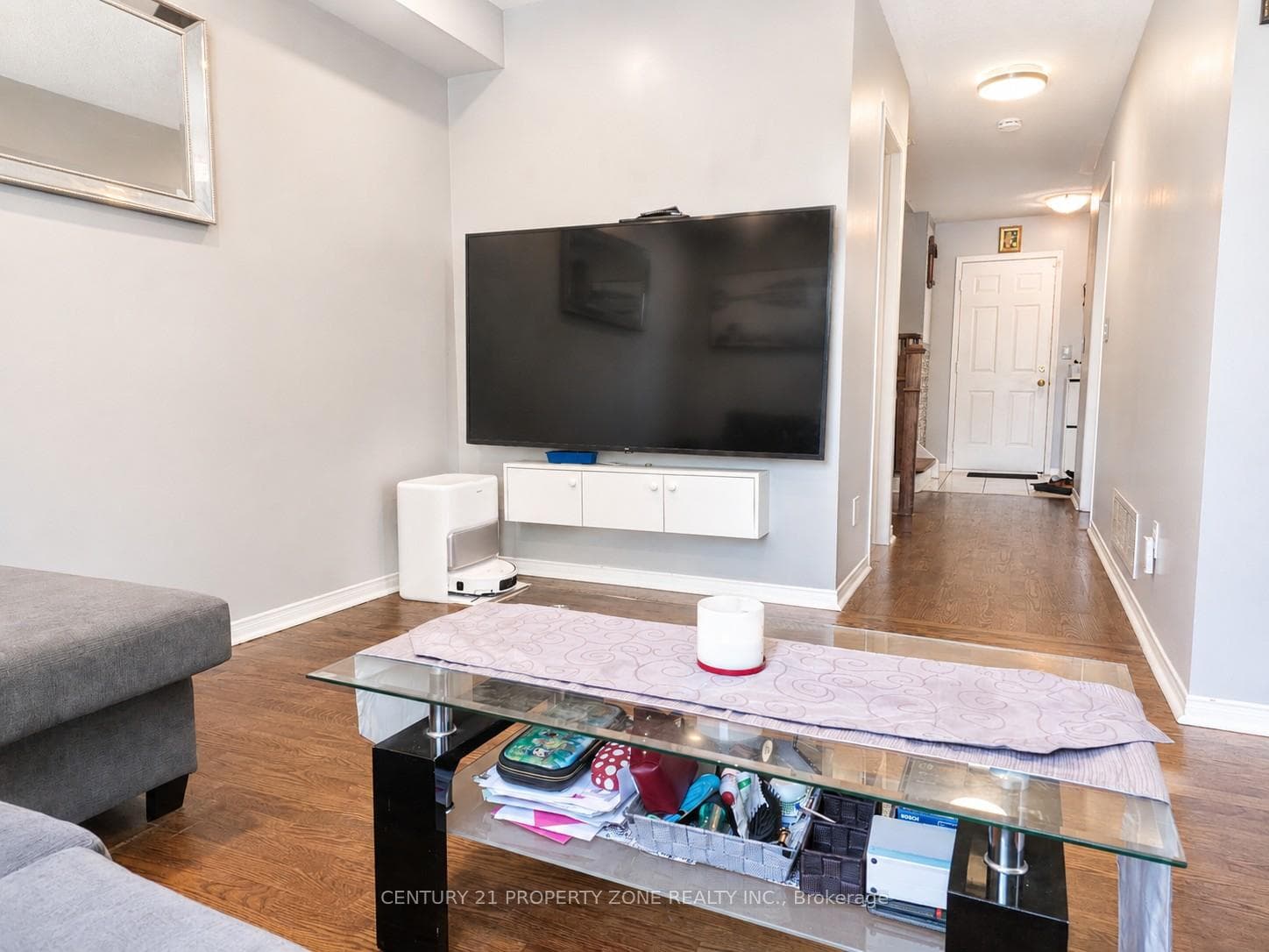 710 Stonebridge Avenue photo 4