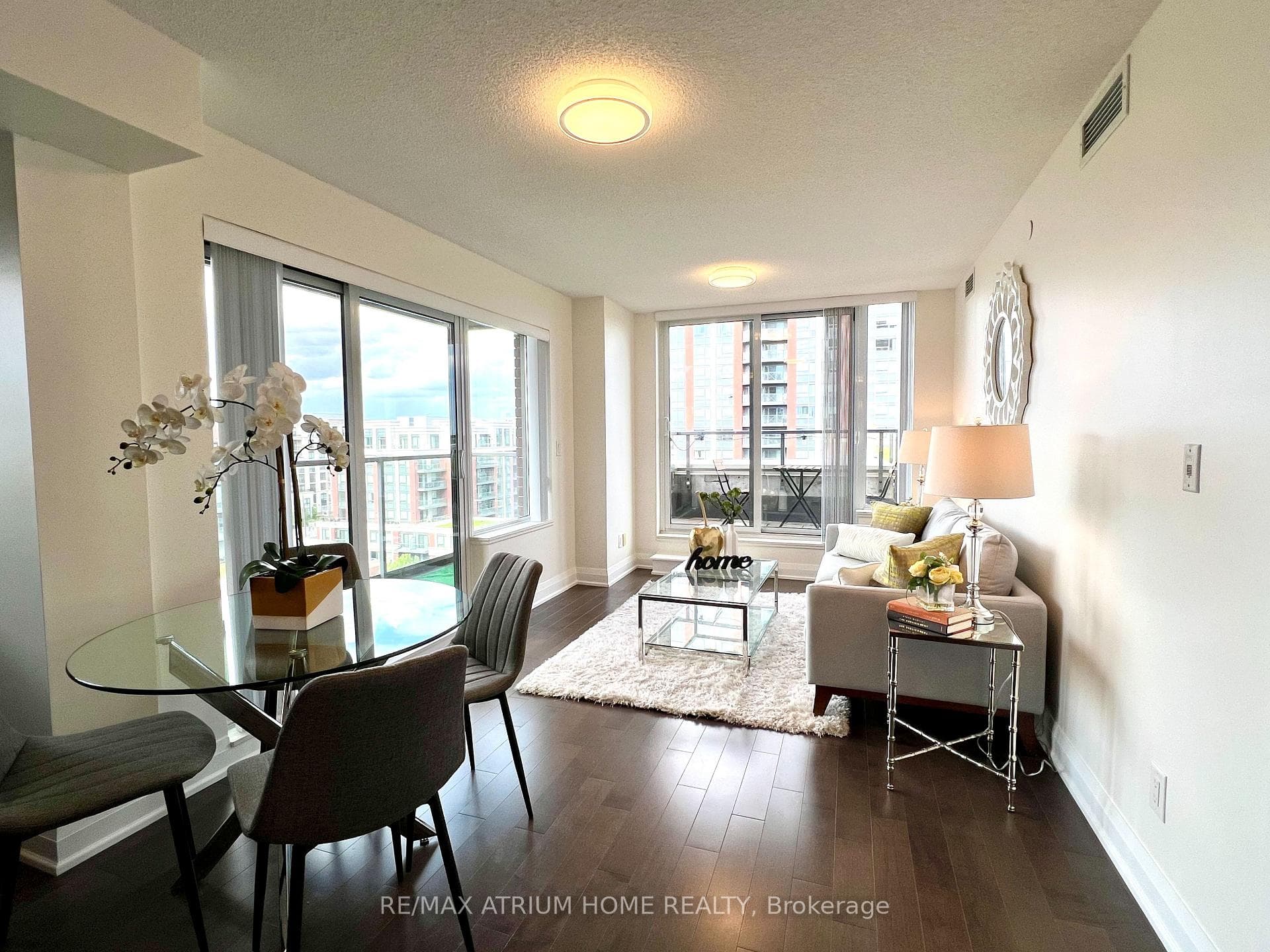 18 Uptown Drive Unit 1002 photo 2