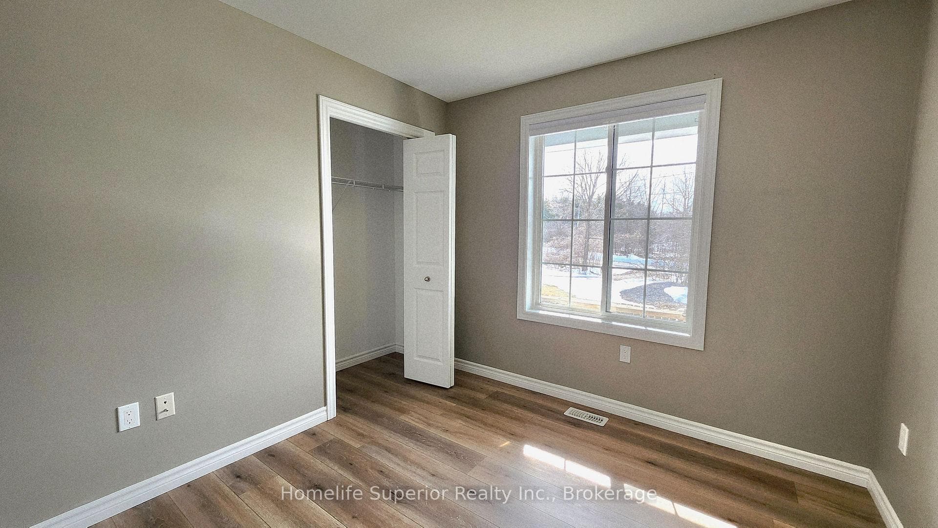 307 Tracey Road photo 13