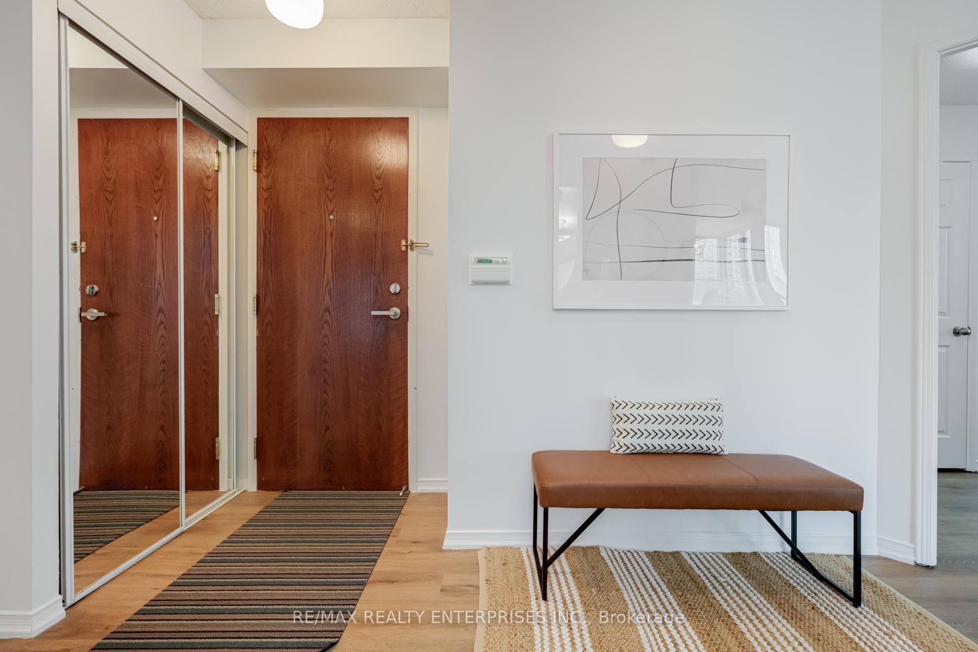 29 Pemberton Avenue Unit 701 photo 2