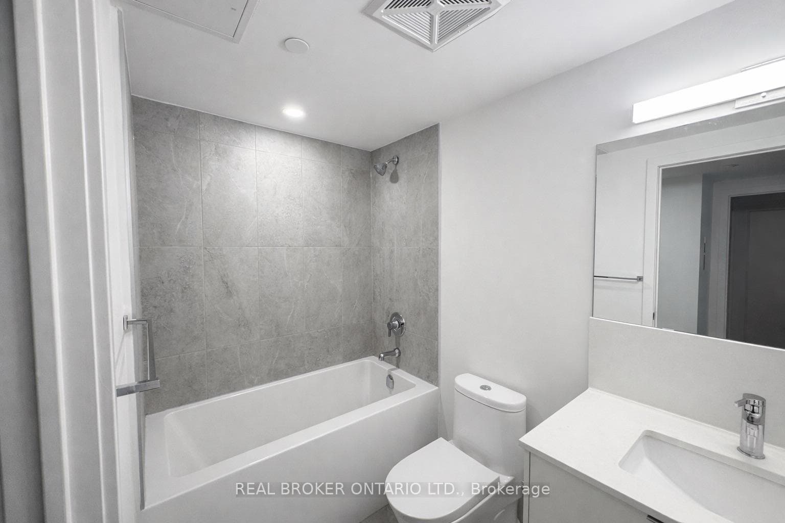 Common Bathroom