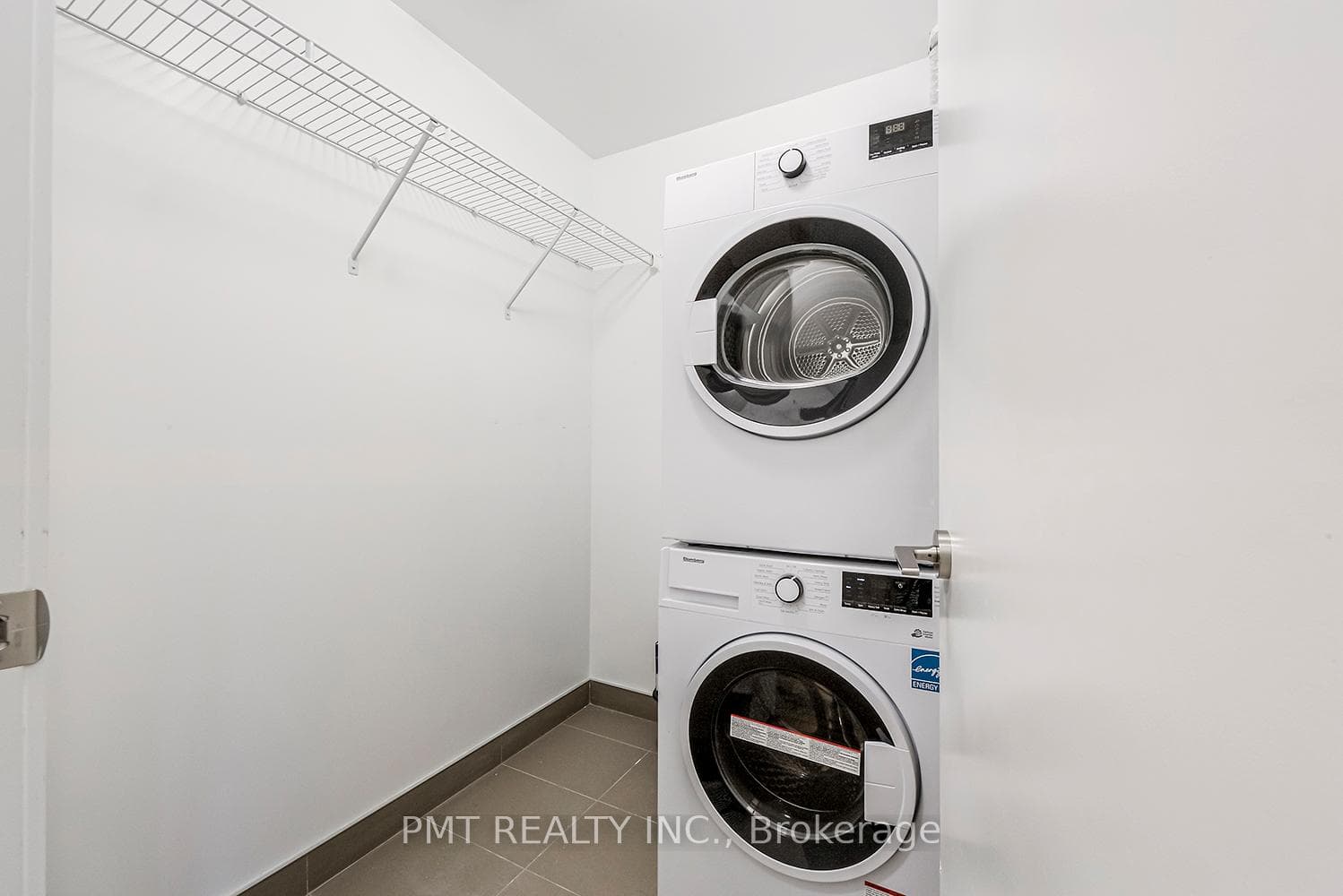 1787 St Clair Avenue Unit 322 photo 23
