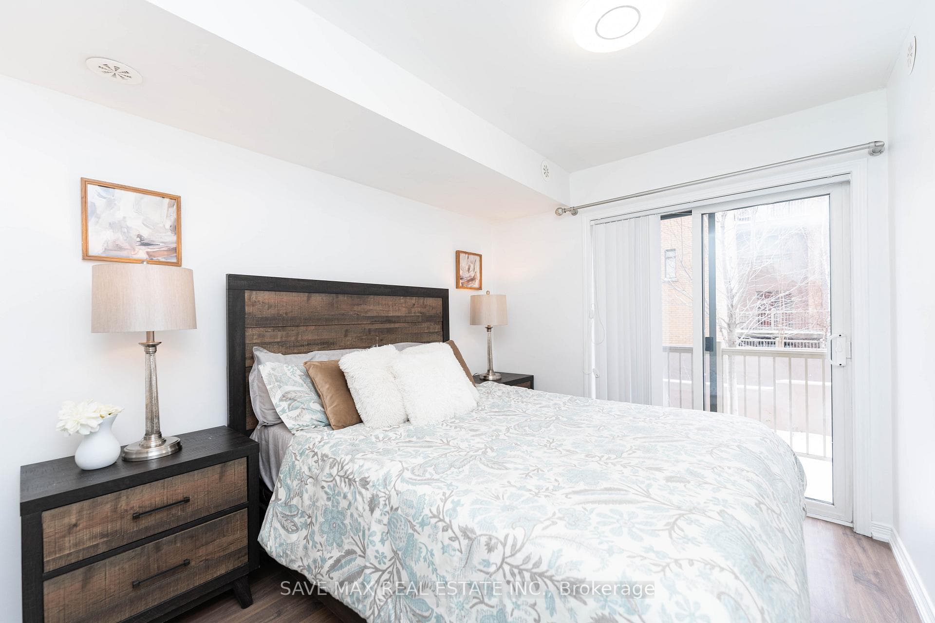 90 Orchid Place Drive Unit 204 photo 16