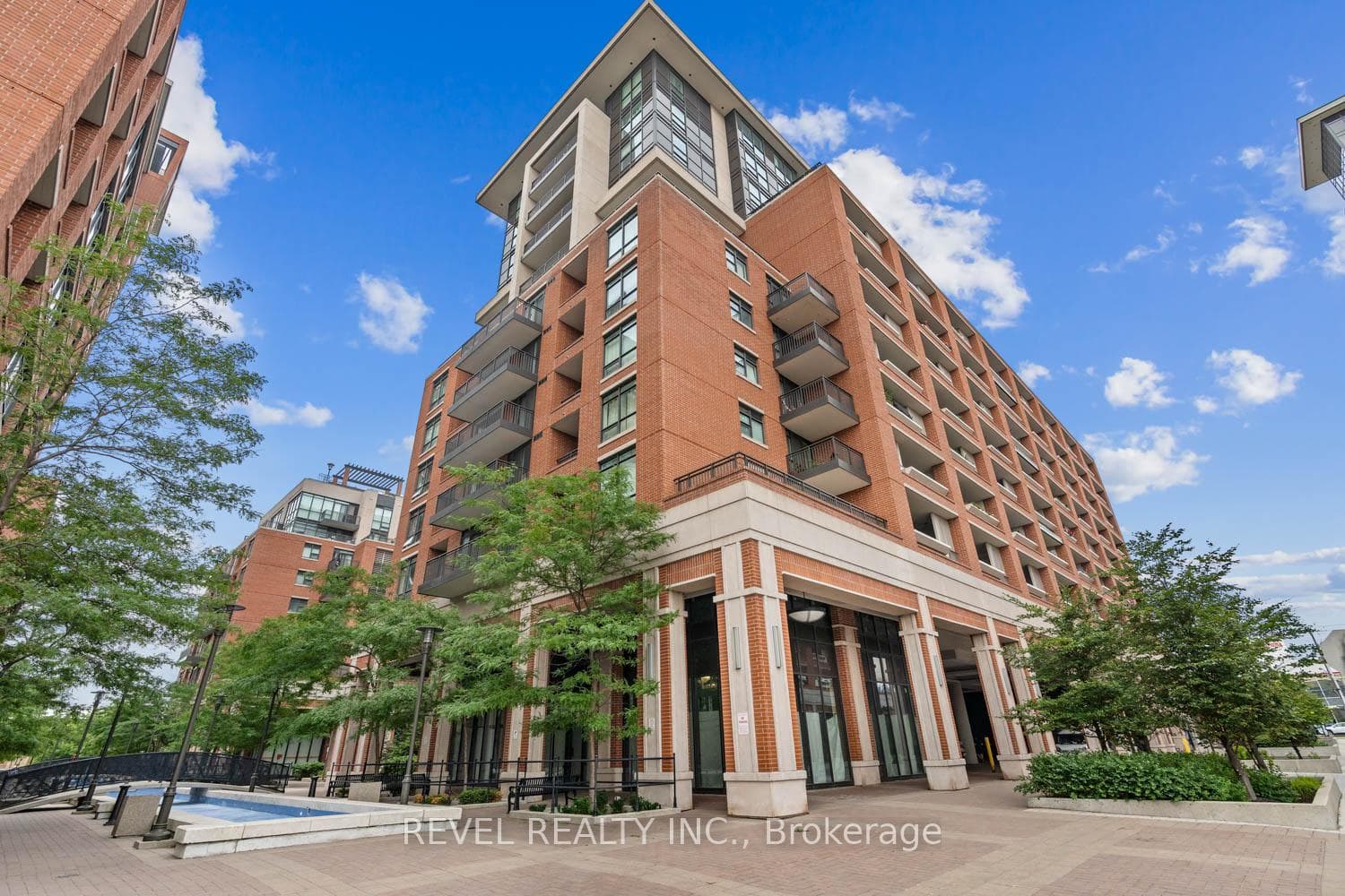 830 Lawrence Avenue Unit 510 photo 20