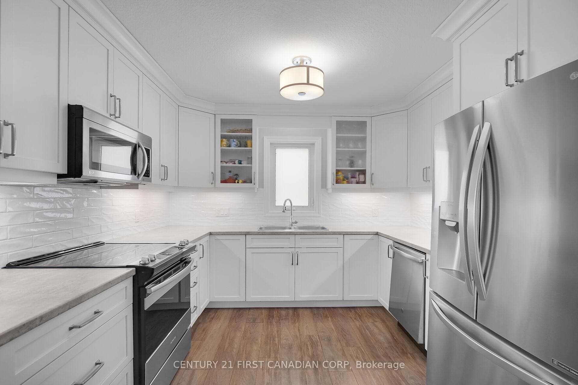 226 Emery Street photo 7