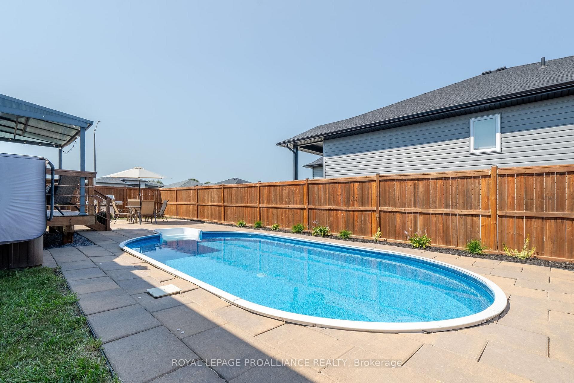 79 Glenview Crescent photo 45