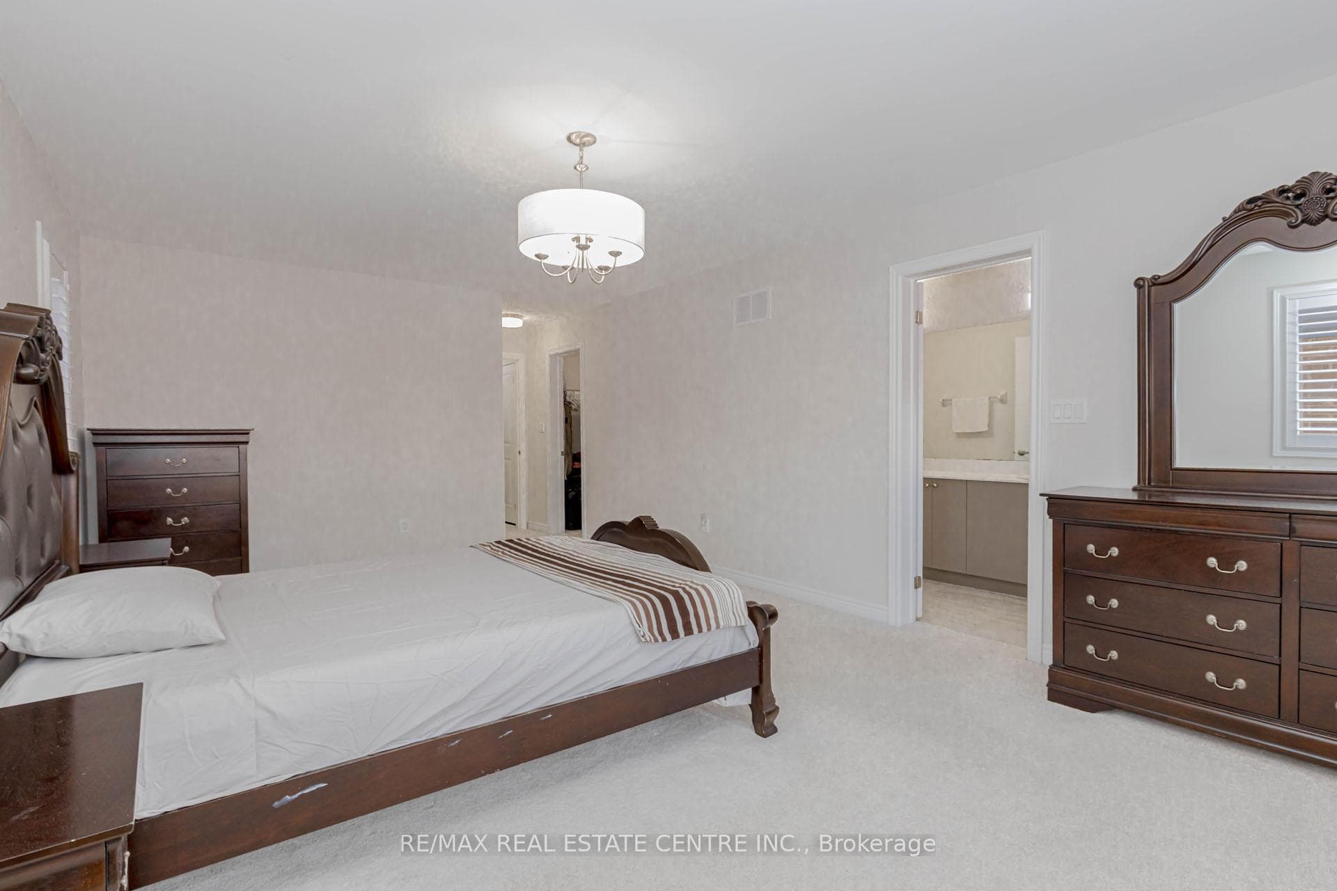1335 Farmstead Drive photo 22